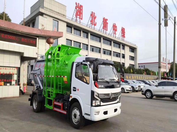 國(guó)六【7.5立方 圓箱】東風(fēng)多利卡D7餐廚垃圾車